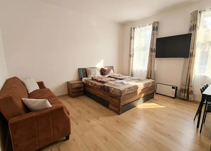 15-min To Center, Budget-friendly 1br וינה